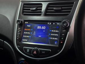 Hyundai Accent sedan 1.6 Fluid auto - Image 11