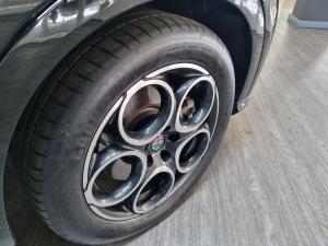 Alfa Romeo Tonale 1.5T Hybrid Ti - Image 6