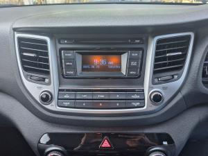 Hyundai Tucson 2.0 Premium - Image 16