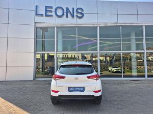 Hyundai Tucson 2.0 Premium - Image 5