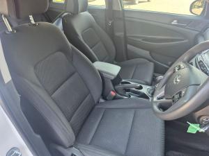 Hyundai Tucson 2.0 Premium - Image 9