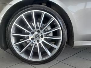 Mercedes-Benz E-Class E220d Avantgarde - Image 3