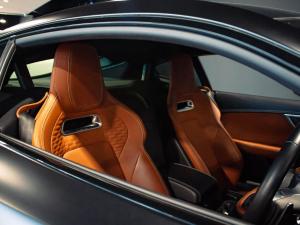 Jaguar F-Type P450 R-Dynamic coupe - Image 11