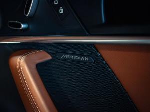 Jaguar F-Type P450 R-Dynamic coupe - Image 18