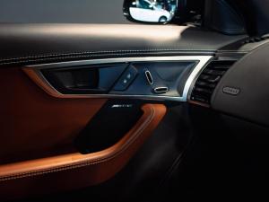 Jaguar F-Type P450 R-Dynamic coupe - Image 19