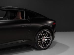 Jaguar F-Type P450 R-Dynamic coupe - Image 30