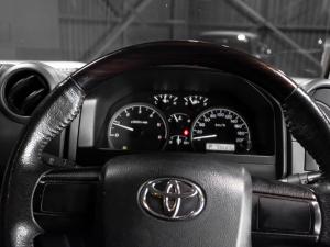 Toyota Land Cruiser 79 2.8GD-6 double cab - Image 12