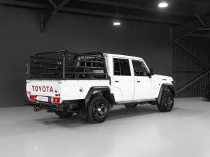 Toyota Land Cruiser 79 2.8GD-6 double cab - Image 19
