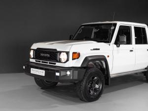 Toyota Land Cruiser 79 2.8GD-6 double cab - Image 4