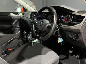 Volkswagen Polo hatch 1.0TSI Comfortline - Image 14