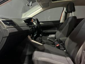 Volkswagen Polo hatch 1.0TSI Comfortline - Image 19