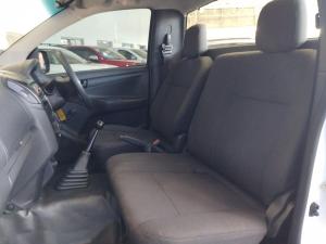 Isuzu D-Max Gen 6 250c single cab - Image 8