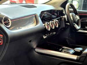 Mercedes-Benz GLA GLA200 Progressive - Image 10