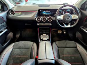 Mercedes-Benz GLA GLA200 Progressive - Image 11