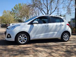 Hyundai Grand i10 1.25 Fluid auto - Image 3