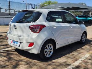 Hyundai Grand i10 1.25 Fluid auto - Image 5