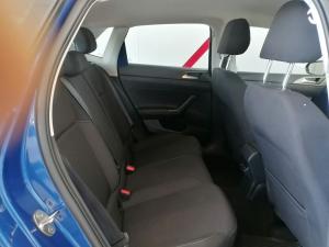 Volkswagen Polo hatch 1.0TSI Comfortline - Image 11