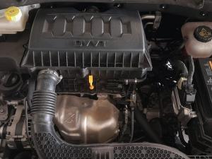 MG ZS 1.5 Luxury - Image 10