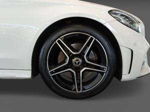 Mercedes-Benz C-Class C200 coupe auto - Image 16