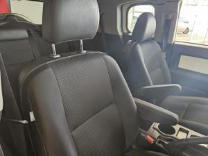 Toyota FJ Cruiser FJ Cruiser - Image 17