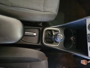 Volkswagen Polo hatch 1.2TSI Highline - Image 12