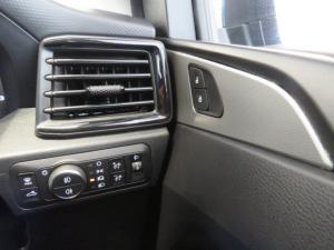 Volkswagen Amarok 2.0TDI 125KW Life automatic D/C - Image 16