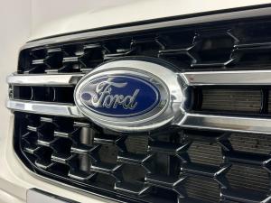 Ford Everest 2.0D BI-TURBO XLT4X4 automatic - Image 9
