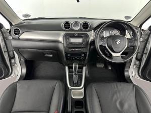 Suzuki Vitara 1.6 GLX automatic - Image 12
