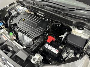 Suzuki Vitara 1.6 GLX automatic - Image 14