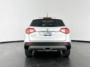 Suzuki Vitara 1.6 GLX automatic - Image 4