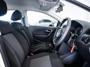 Volkswagen Polo Vivo hatch 1.4 Life - Image 11