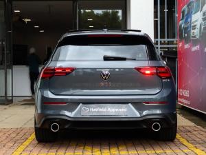 Volkswagen Golf GTI - Image 10