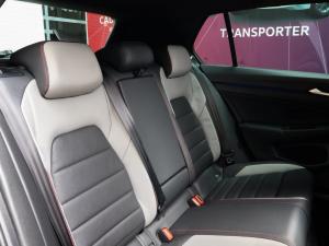 Volkswagen Golf GTI - Image 13
