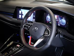 Volkswagen Golf GTI - Image 6