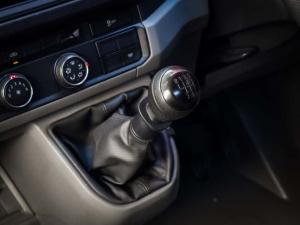 Volkswagen Crafter 50 2.0TDi 103KW LWBP/V - Image 10