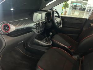 Hyundai Grand i10 1.0 Motion hatch manual - Image 8