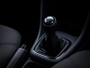 Volkswagen Polo Vivo hatch 1.4 Life - Image 10