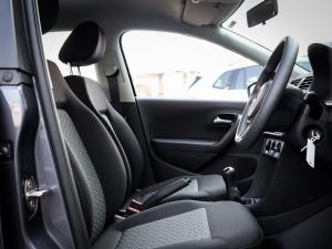 Volkswagen Polo Vivo hatch 1.4 Life - Image 12