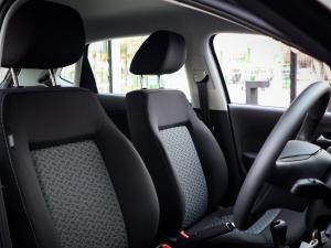 Volkswagen Polo Vivo hatch 1.4 Life - Image 13