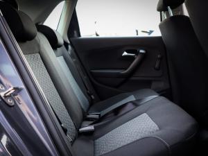 Volkswagen Polo Vivo hatch 1.4 Life - Image 15