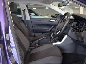 Volkswagen Polo hatch 1.0TSI Life manual - Image 11