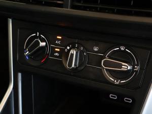 Volkswagen Polo hatch 1.0TSI Life manual - Image 14