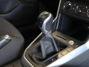Volkswagen Polo hatch 1.0TSI Life manual - Image 15