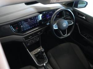 Volkswagen Polo hatch 1.0TSI Life manual - Image 18