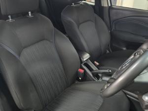 Suzuki Baleno 1.5 GL manual - Image 8