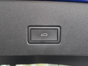 Volkswagen T-Roc 2.0TSI 4Motion Design - Image 10