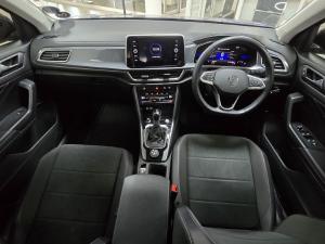 Volkswagen T-Roc 2.0TSI 4Motion Design - Image 2