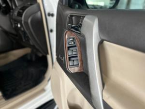 Toyota Land Cruiser Prado 3.0DT VX - Image 4