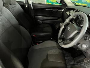 Mahindra KUV100 Nxt 1.2 G80 K2+ #DARE - Image 5