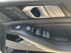 BMW X7 xDrive30d M Sport - Image 9